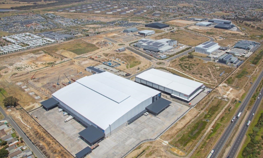 To Let commercial Property for Rent in Richmond Park Western Cape